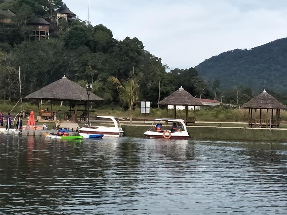 德民丹别墅旅馆 Tenaga 外观 照片